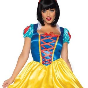 Fairytale Snow White Leg Avenue Halloween costume